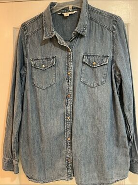 Jones New York Blue Denim Snap Front Shirt